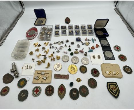 Collection of 25 Vintage Boy Scout memorabilia items, and Collection of Tie Pins, Cufflinks, Pin Badges and others. 
