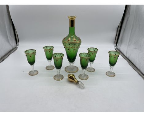 Vintage Murano Glass Decanter along with Six Glasses. 
Good condition, no damage. 