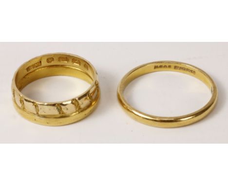 Two 22ct gold bands hallmarked approx 8gm   Condition Report   Click here for further images, condition, auction times & deli