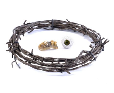 TALES FROM THE CRYPT: DEMON KNIGHT - Jesus' Crown of Thorns with Demon Teeth and EyeballJesus' crown of thorns with demon tee