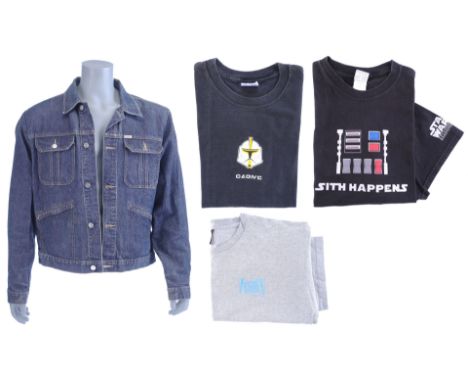 STAR WARS PREQUEL TRILOGY - Prequel Crew Jacket and T-Shirt SetA crew jacket and T-shirt set from the production of George Lu