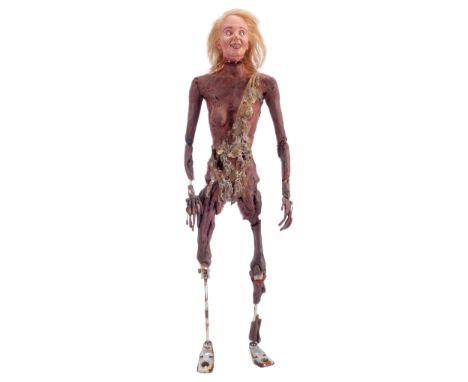 EVIL DEAD 2 - Doug Beswick Collection: Stop-Motion Dancing Linda (Denise Bixler) PuppetA stop-motion dancing Linda (Denise Bi
