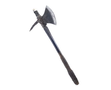 REIGN OF FIRE - Denton Van Zan's (Matthew McConaughey) AxeDenton Van Zan's (Matthew McConaughey) axe from Rob Bowman's action