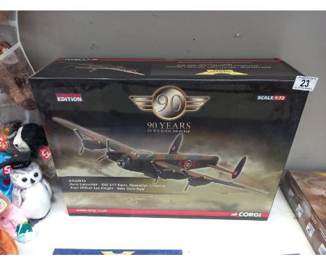 A corgi Avro Lancaster scale 1:72 AA32615