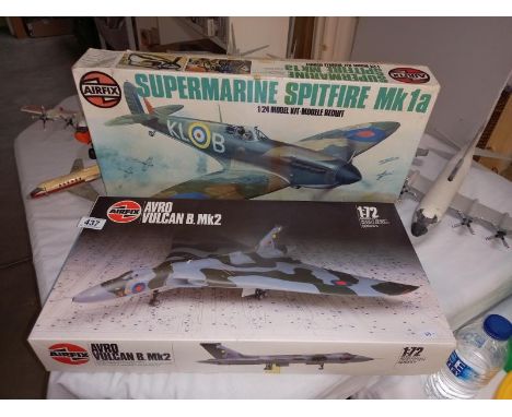 2 Airfix 1:24 and 1:72 plastic model kits, Spitfire and Vulcan