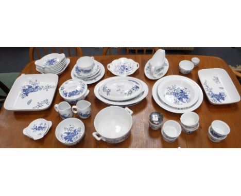 A QUANTITY OF ROYAL WORCESTER 'RHAPSODY' DESIGN DINNER WARE