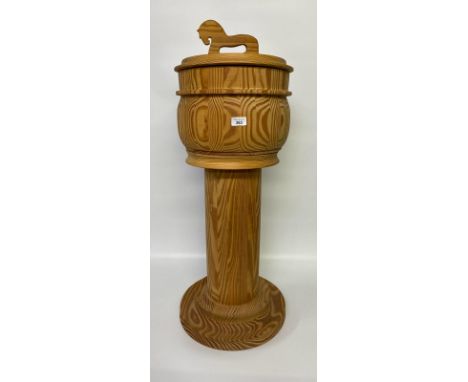 A Farm house pine jardeneer planter with horse lid [90cm] 