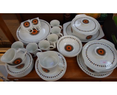 A J &amp; G MEAKIN STUDIO DINNER SERVICE in the Inca pattern