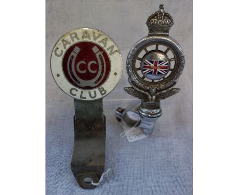AN EARLY 20TH CENTURY 'ROYAL AUTOMOBILE CLUB' MOTOR CAR BADGE and a Vintage Caravan Club badge (2)