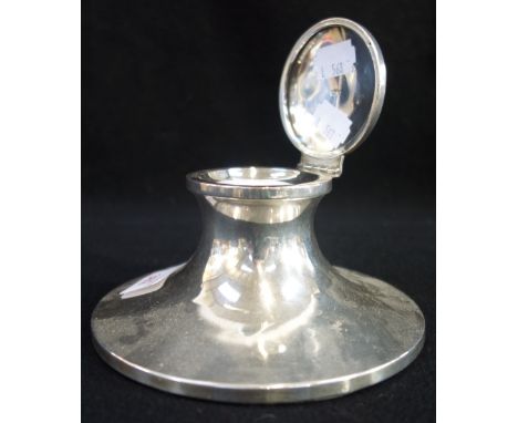 A SILVER CAPSTAN INKWELL, inscribed "Silver Wedding, September 5th 1898-1923", 13.5cm diam