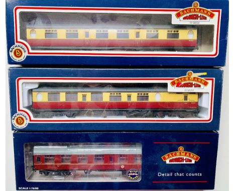 Bachmann OO Gauge 3x BR Passenger Coaches All Boxed