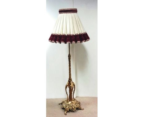 Rare Quality Vict. Highly Decorative Solid Brass Telescopic Lamp with Original Shade