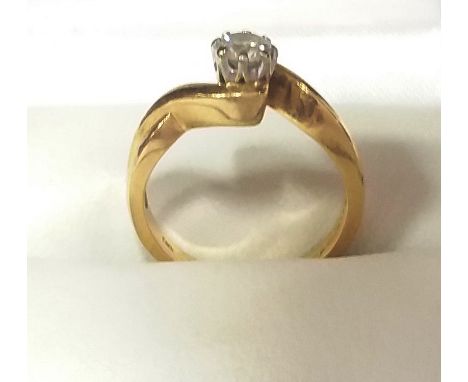 9 CT Gold Solitaire Ring