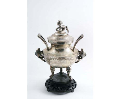AN EARLY 20TH CENTURY CHINESE VASE & COVER with engraved decoration on three dragon-mask & paw legs with ball feet and two cu