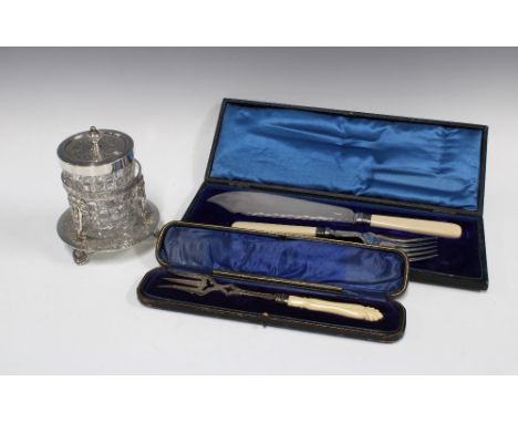 Glass jam pot in an Epns stand, 14cm, together with a serving set with silver collars and a silver and composite serving fork