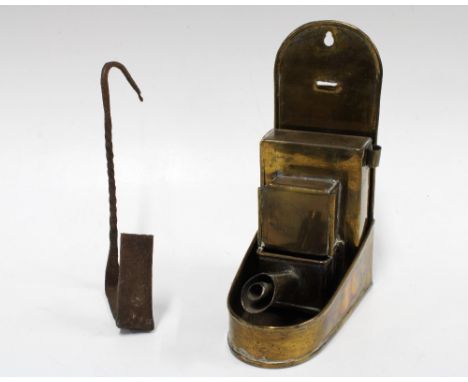Cardan-type brass drip oil lamp, 19cm, together with an iron loom light (2)