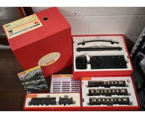 A Hornby 00 gauge train set - The Boxed Set - in fitted drawers (possibly unused), to/w a quantity of boxed and unboxed other