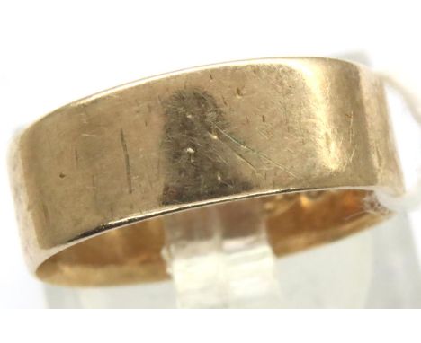 9ct gold broad wedding band, size L, 2.3g. P&amp;P Group 1 (£14+VAT for the first lot and £1+VAT for subsequent lots) 
