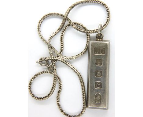 Hallmarked silver ingot necklace, ingot L: 40 mm, combined 37g. P&amp;P Group 1 (£14+VAT for the first lot and £1+VAT for sub