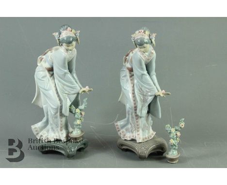 Lladro Figurines - Geisha, two figurines arranging flowers, approx 25 cms h. (af)