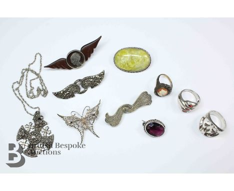 Miscellaneous silver jewellery, including treen winged brooch, Fahner silver and marcasite brooch, silver Maltese cross penda