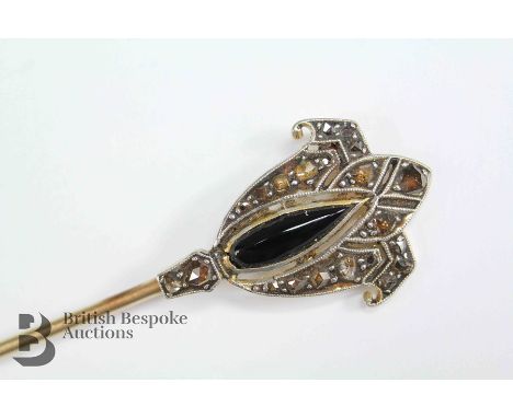 Art Deco 18ct and platinum diamond and onyx stick pin head, approx 6.5 cms, set with approx 30 pts of rose-cut dias. Note: th