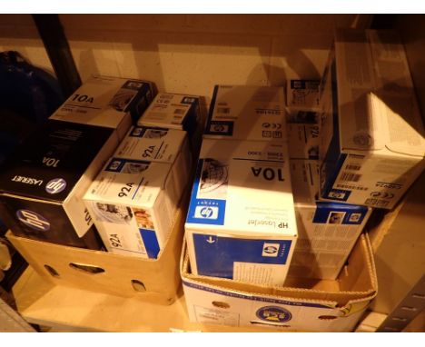 Eleven mixed HP print cartridges including 3x10A and 5x92A