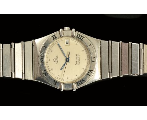 A Gentleman's Omega Constellation Chronometer Wristwatch the silvered dial with dot markers, sweep seconds hand and date aper