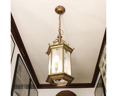 Bronze lantern Italy, 20th centuryoctagonal structure, three lights interior applique60x23 cm.