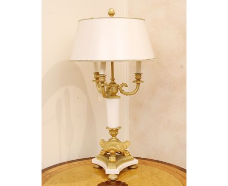 Three light table lamp in bronze and white marble Italy, 20th centurychiseled body with Empire-style motifs, resting on a tri