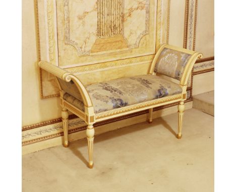 Lacquered and golden wood bench Italy, 20th centuryshaped structure decorated with vegetal motifs and pods, seat and sides pa