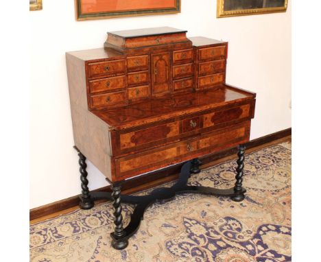 Radic, walnut and ebanized wood bureau desk Italy, XVIII century.stand with various drawers, sliding desk top with drawer bel