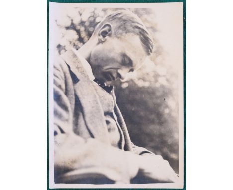 * Great Britain. A large collection of loose and mounted albumen print photographs, late 19th century, mostly Great Britain b