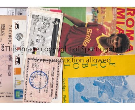 FOREIGN PROGRAMMES / TICKETS   A collection of 26 programmes and 23 tickets 1957-2004 for matches between European teams with