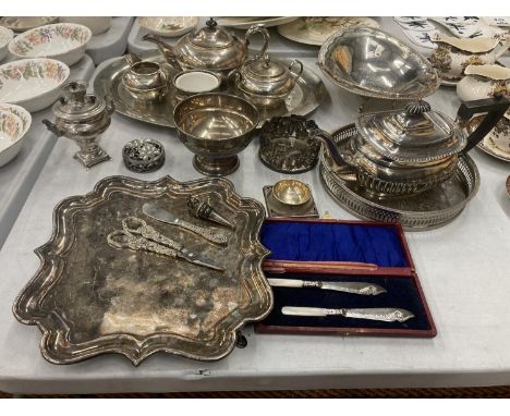 A LARGE QUANTITY OF SILVER PLATED ITEMS TO INCLUDE A TEASET WITH TRAY, TEAPOT, CREAM JUG, SUGAR BOWL AND PRESERVE POT, A GALL