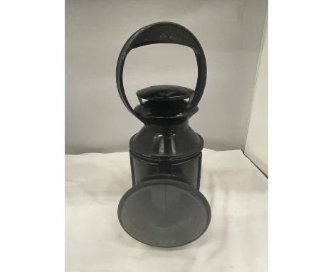 A VINTAGE BRITISH RAIL LAMP 