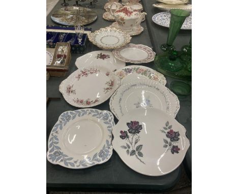 A QUANTITY OF CHINA CAKE PLATES TO INCLUDE PARAGON 'MORNING ROSE', ROYAL ALBERT 'MASQUERADE', MINTON, ROYAL ALBERT 'LAVENDER 