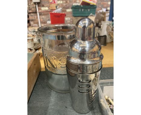 A VINTAGE STYLE STAINLESS STEEL COCKTAIL SHAKER WITH ROTATING RECIPES PLUS A GLASS ICE BUCKET 