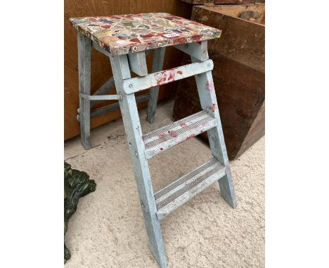A RETRO WOODEN TWO RUNG KITCHEN STEP STOOL 