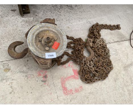A VINTAGE BLOCK AND TACKLE 