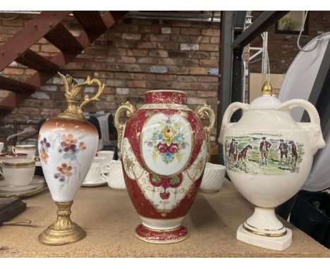 A EWER WITH GILT METAL BASE AND TOP - A/F, NORITAKE VASE WITH FLORAL AND GILT DECORATION AND A ST. JAMES'S LIDDED URN WITH TR