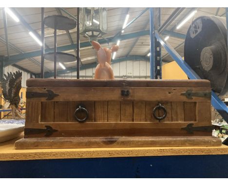 A PINE STORAGE TRUNK WITH METAL HANDLES AND DECORATION WIDTH 59CM, HEIGHT 20CM, DEPTH 24CM 
