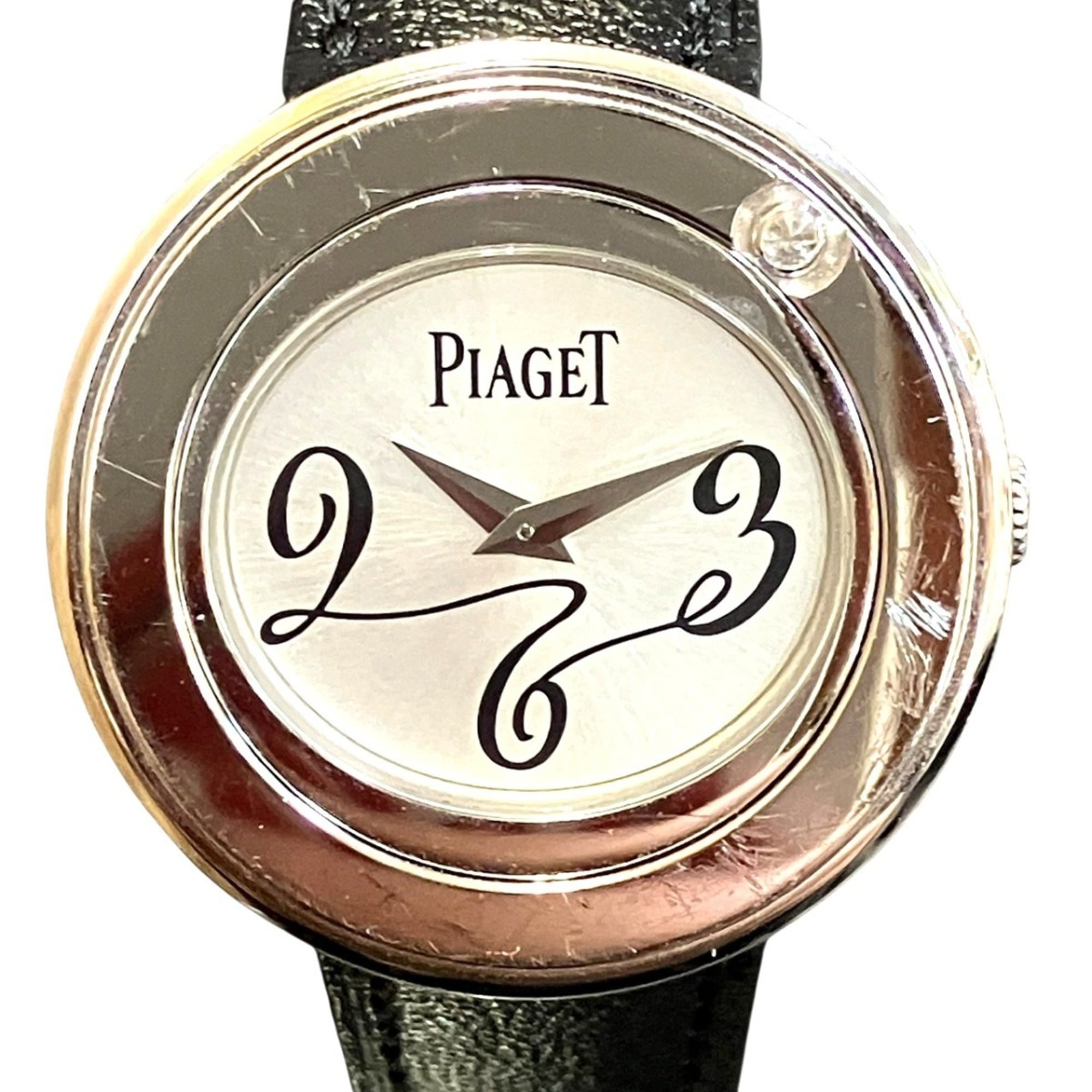 Piaget Possession wristwatch, total weight 35.1g, 18K gold, genuine leather strap, quartz movement, silver dial, P10275