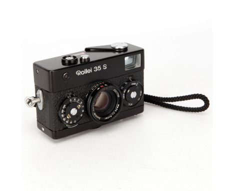 A Rollei 35S Compact Camera, black, serial no. 6519725, with Rollei-HFT Sonnar f/2.8 40mm lens, black, serial no. 2221769, bo