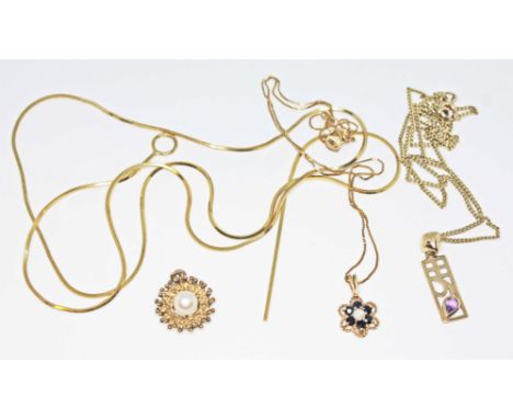 A mixed lot of 9ct gold jewellery comprising a McIntosh style pendant on chain, a cultured pearl pendant, an opal and sapphir