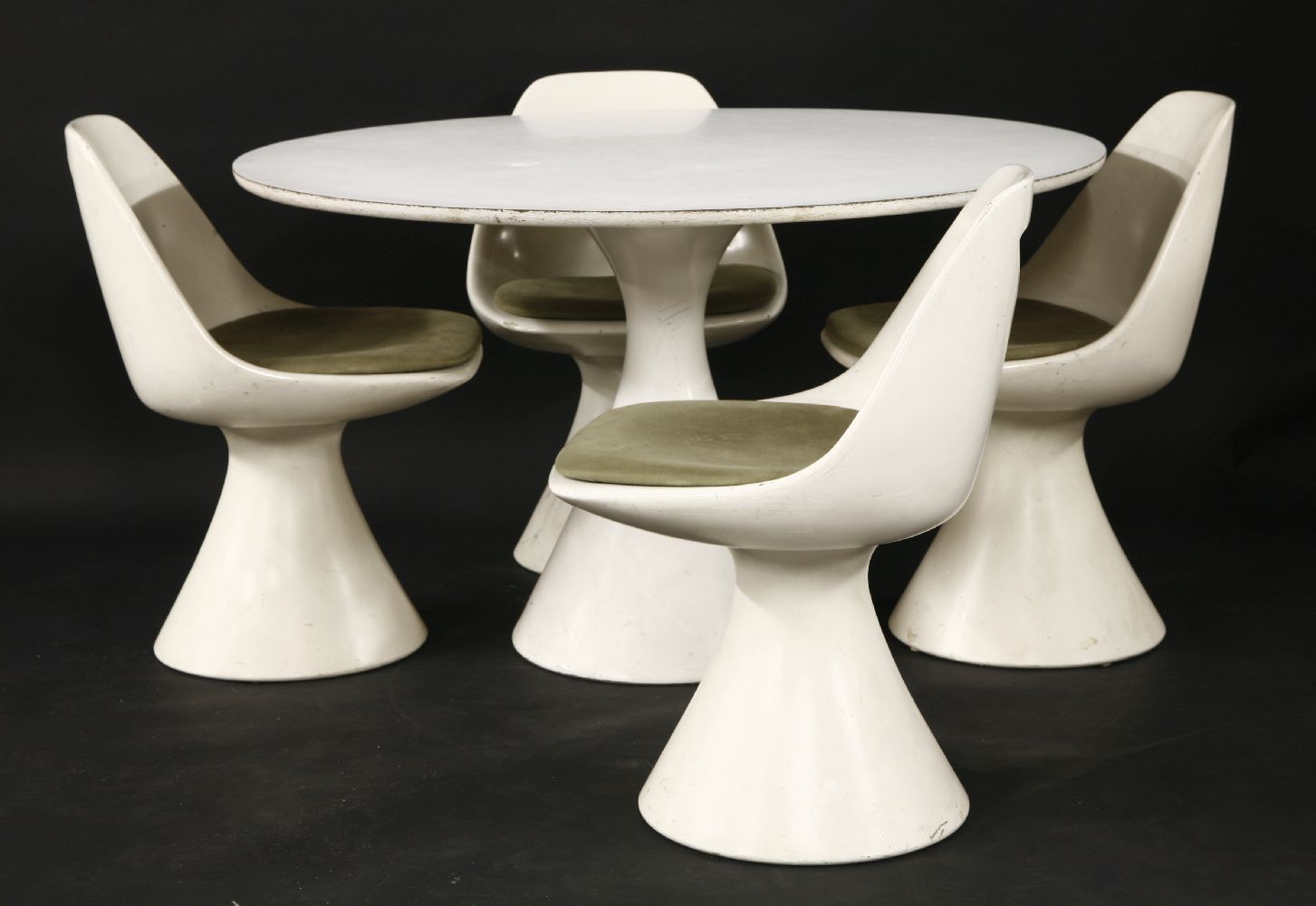 an-arkana-mushroom-dining-table-designed-by-maurice-burke-121-5cm