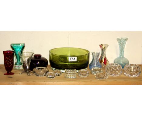 A quantity of good glassware.