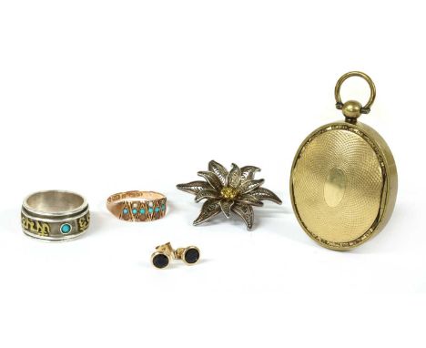 A quantity of jewellery, to include a Victorian 9ct gold coral, split pearl and turquoise ring, Birmingham 1879, a silver and