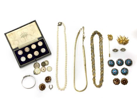 A quantity of jewellery, to include a sterling silver expanding christening bangle, a single row graduated cultured freshwate
