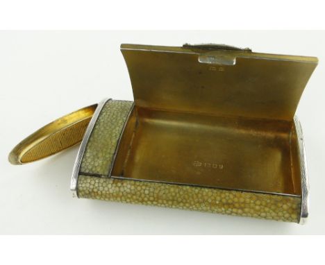 A shagreen and silver combination snuff box/vesta,
London 1920, length 9cm.